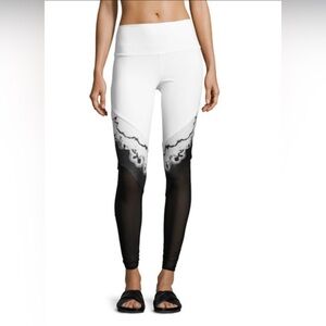 ALO Yoga Verse High-Waist Mesh-Panel White/Black Leggings